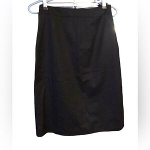 Designer Stella McCartney Black Skirt. No tags.  Size 40